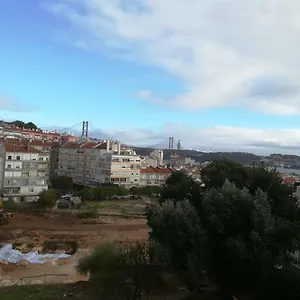 The Tram 18 Space , Lisbona Portogallo